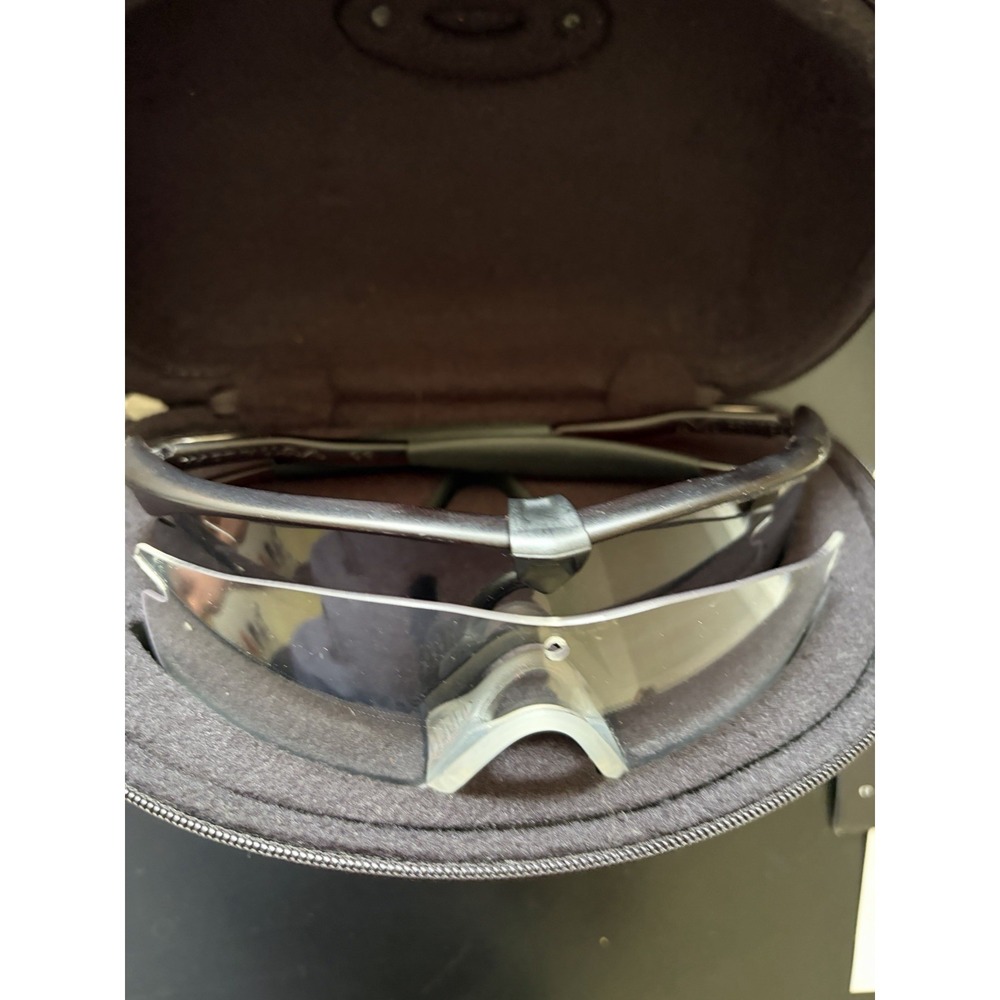 Oakley SI M Frame 2.0 Ballistic Sunglasses Gray Lens w/ Case Pouch Manual
